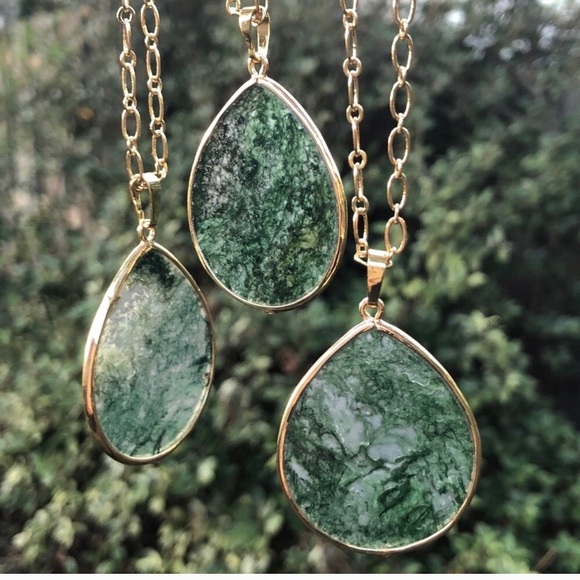 2 LEFT!π18k Gold Moss Agate Necklace - Picture 2 of 5